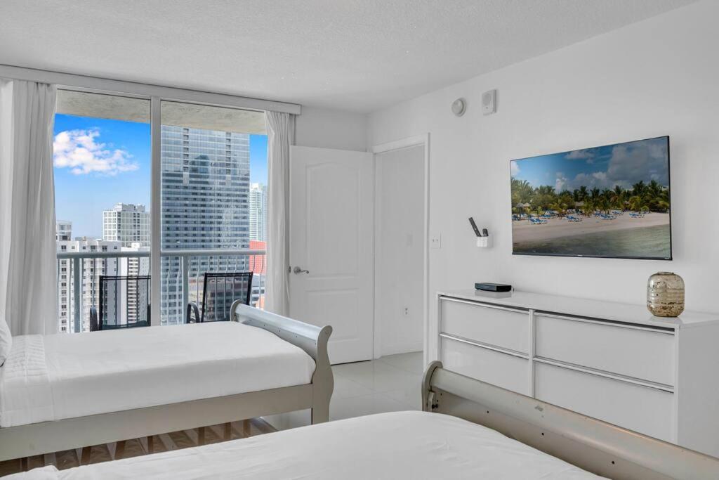 迈阿密Luxurious Private Unit With Parking公寓 外观 照片