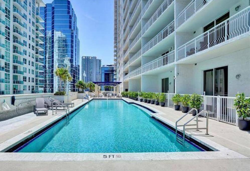 迈阿密Luxurious Private Unit With Parking公寓 外观 照片